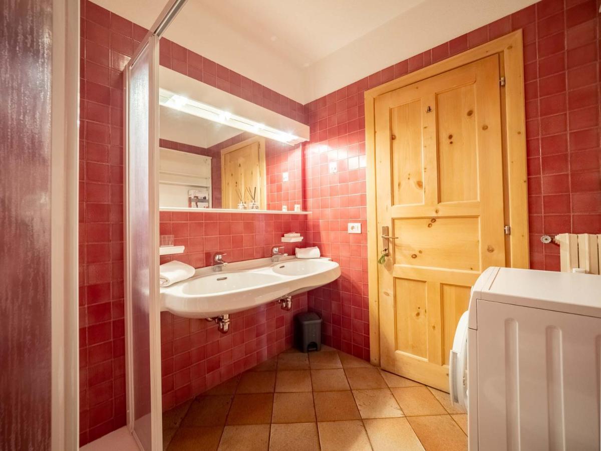 Apartment Coop Paradisin *